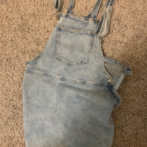 Acid Wash Denim Overall Dress - Picture 3 of 5